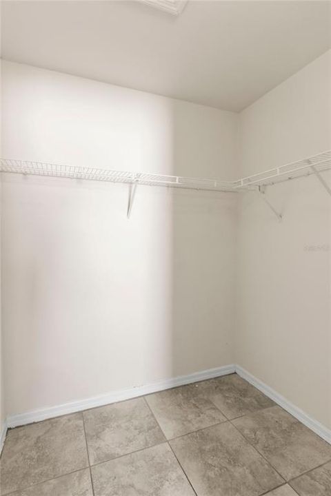 待售: $399,900 (4 贝兹, 2 浴室, 1710 平方英尺)