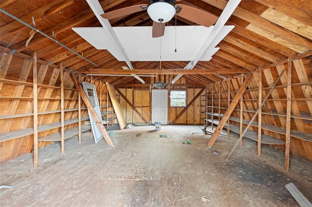 待售: $350,000 (4 贝兹, 2 浴室, 1980 平方英尺)