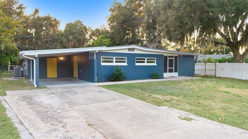 待售: $350,000 (4 贝兹, 2 浴室, 1980 平方英尺)