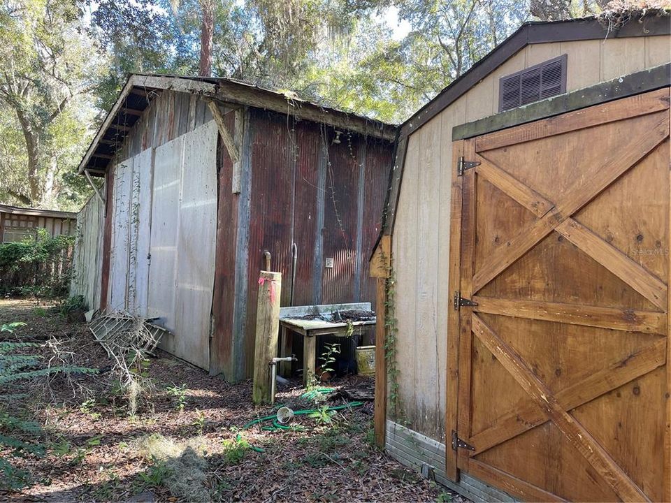 待售: $69,000 (2 贝兹, 1 浴室, 936 平方英尺)