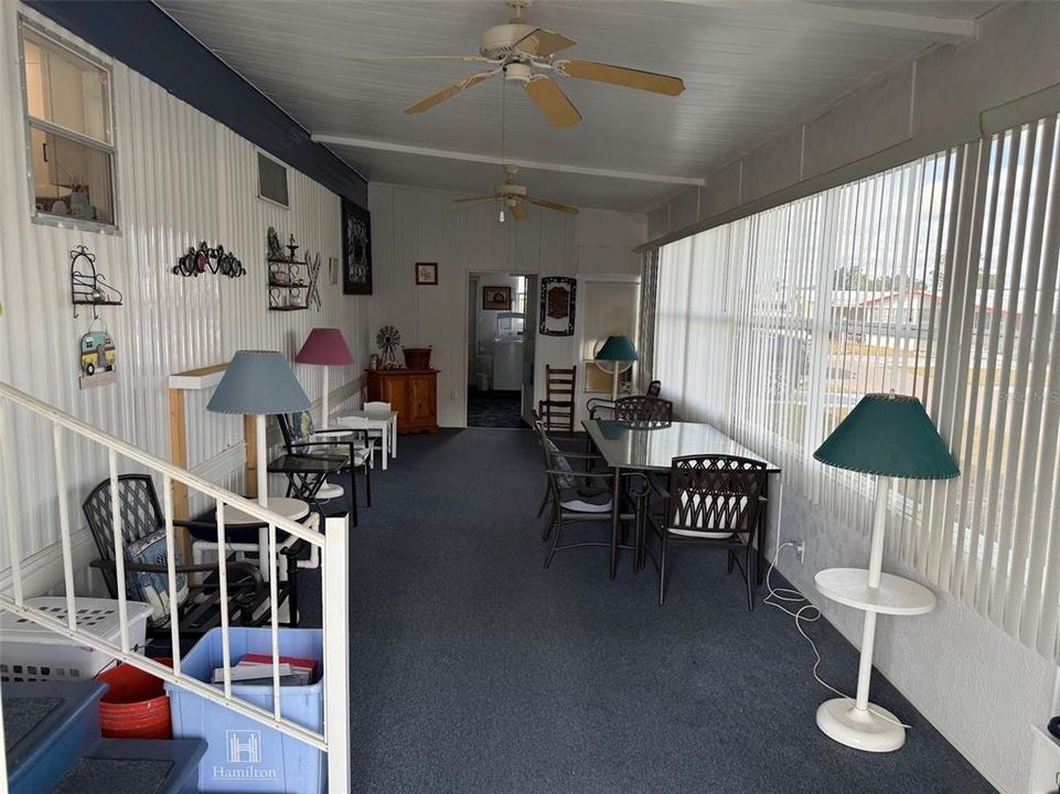 На продажу: $149,900 (3 спален, 2 ванн, 984 Квадратных фут)