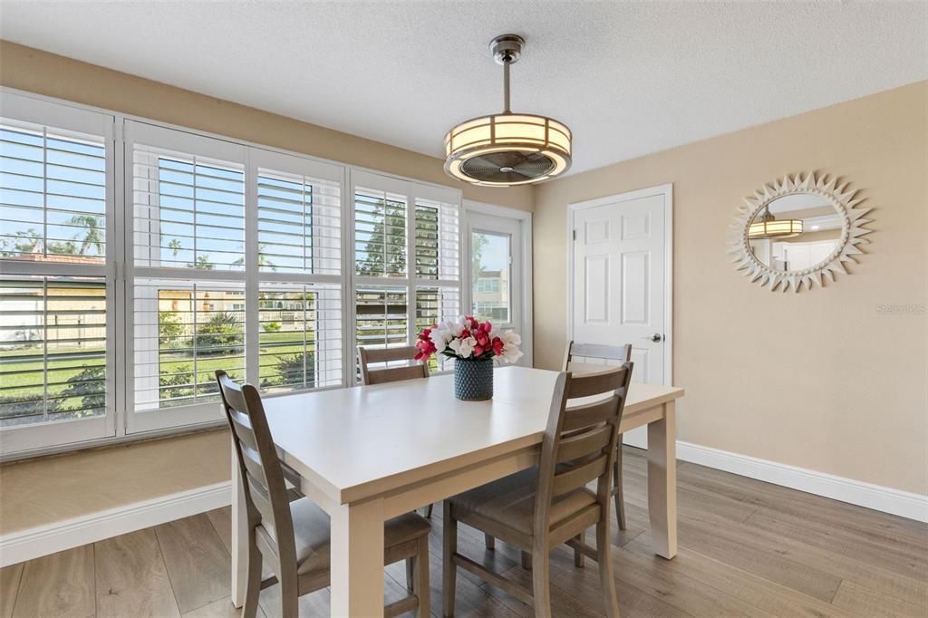 For Sale: $222,900 (2 beds, 1 baths, 1285 Square Feet)