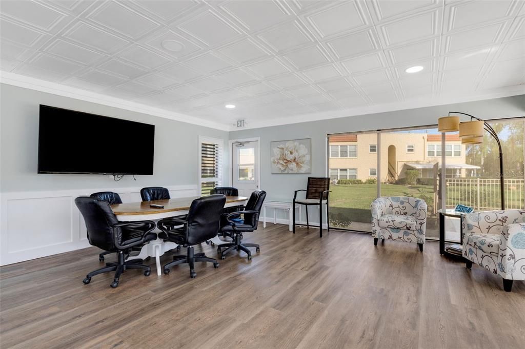 For Sale: $222,900 (2 beds, 1 baths, 1285 Square Feet)