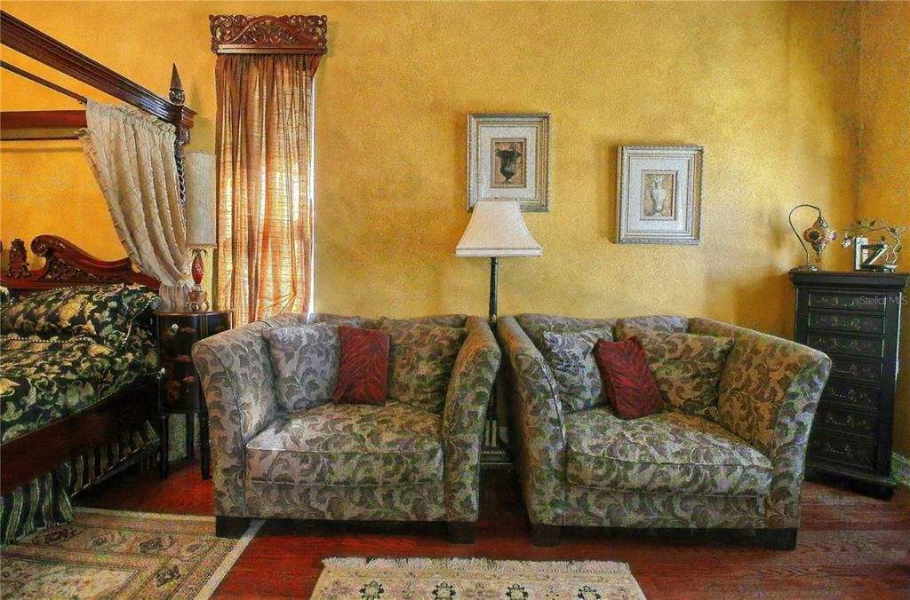 For Rent: $6,500 (3 beds, 3 baths, 3136 Square Feet)