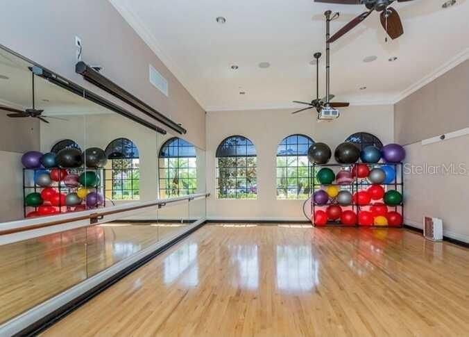 For Rent: $6,500 (3 beds, 3 baths, 3136 Square Feet)