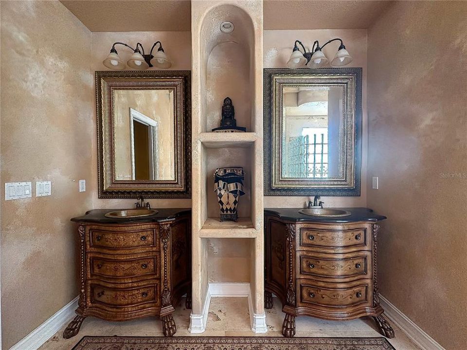 For Rent: $6,500 (3 beds, 3 baths, 3136 Square Feet)