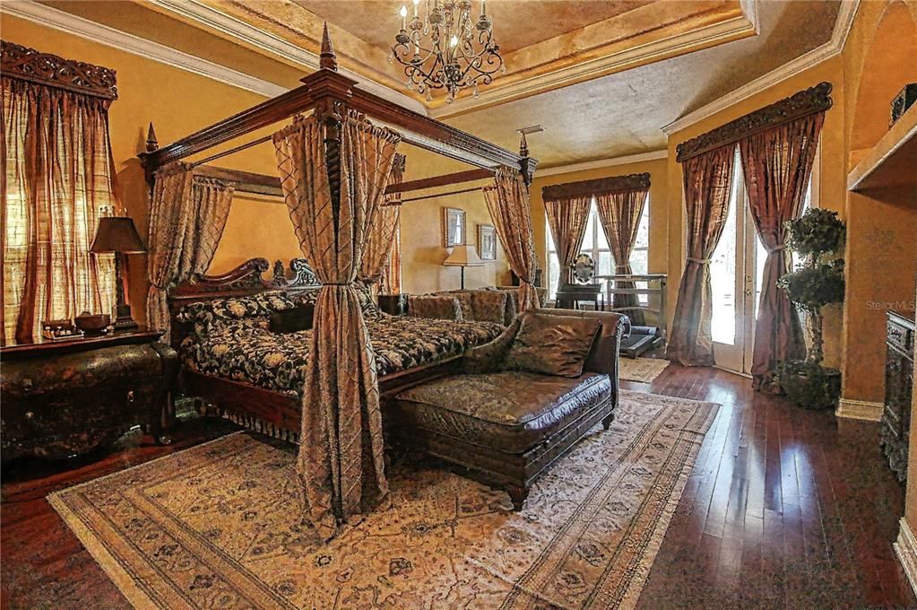 For Rent: $6,500 (3 beds, 3 baths, 3136 Square Feet)