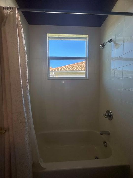 For Rent: $6,500 (3 beds, 3 baths, 3136 Square Feet)