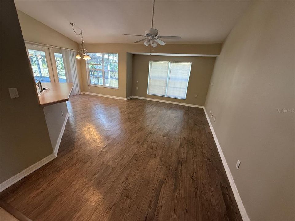 待售: $259,900 (3 贝兹, 2 浴室, 1862 平方英尺)