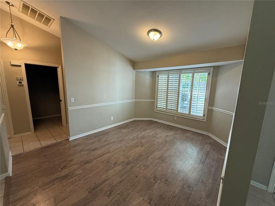 待售: $259,900 (3 贝兹, 2 浴室, 1862 平方英尺)