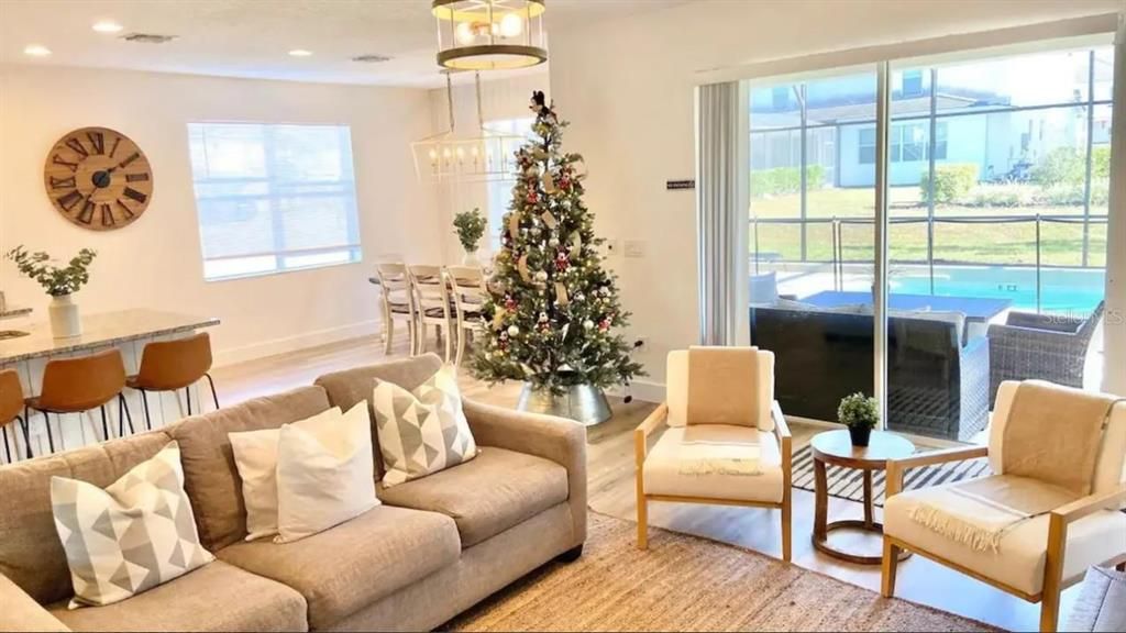 For Rent: $6,000 (5 beds, 5 baths, 3067 Square Feet)