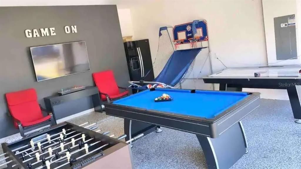 For Rent: $6,000 (5 beds, 5 baths, 3067 Square Feet)