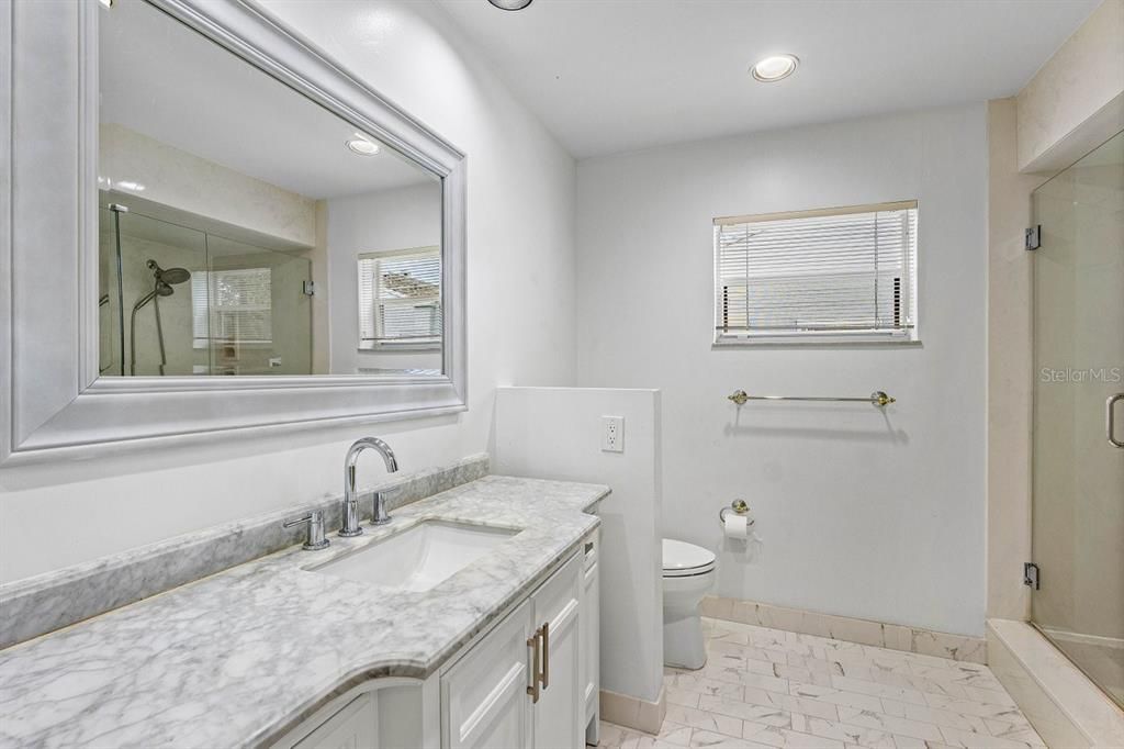 待售: $160,000 (3 贝兹, 2 浴室, 1900 平方英尺)