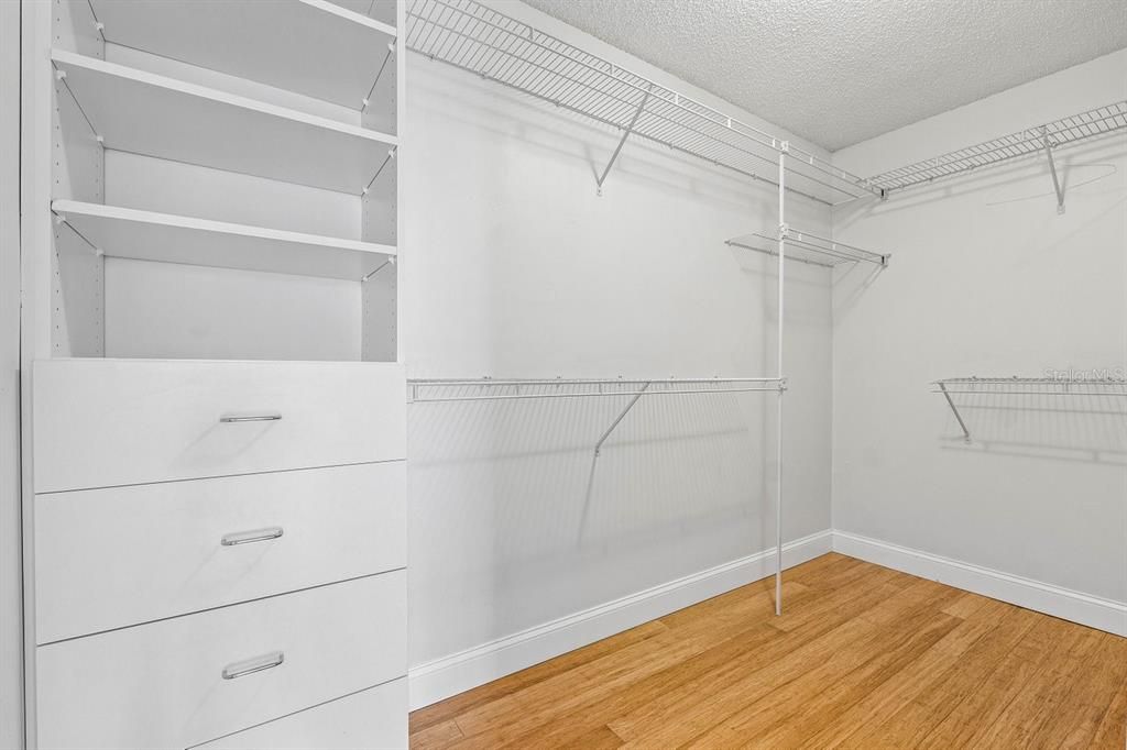 待售: $160,000 (3 贝兹, 2 浴室, 1900 平方英尺)