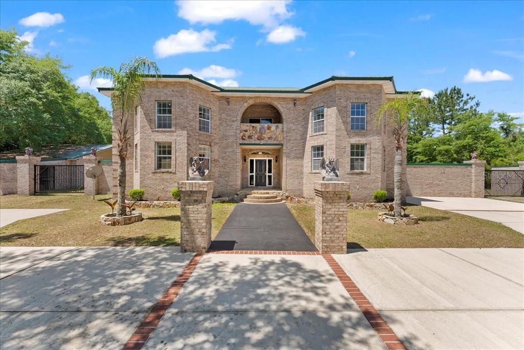 En Venta: $995,000 (5 camas, 6 baños, 6158 Pies cuadrados)