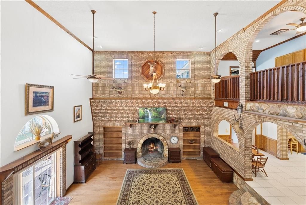 En Venta: $995,000 (5 camas, 6 baños, 6158 Pies cuadrados)