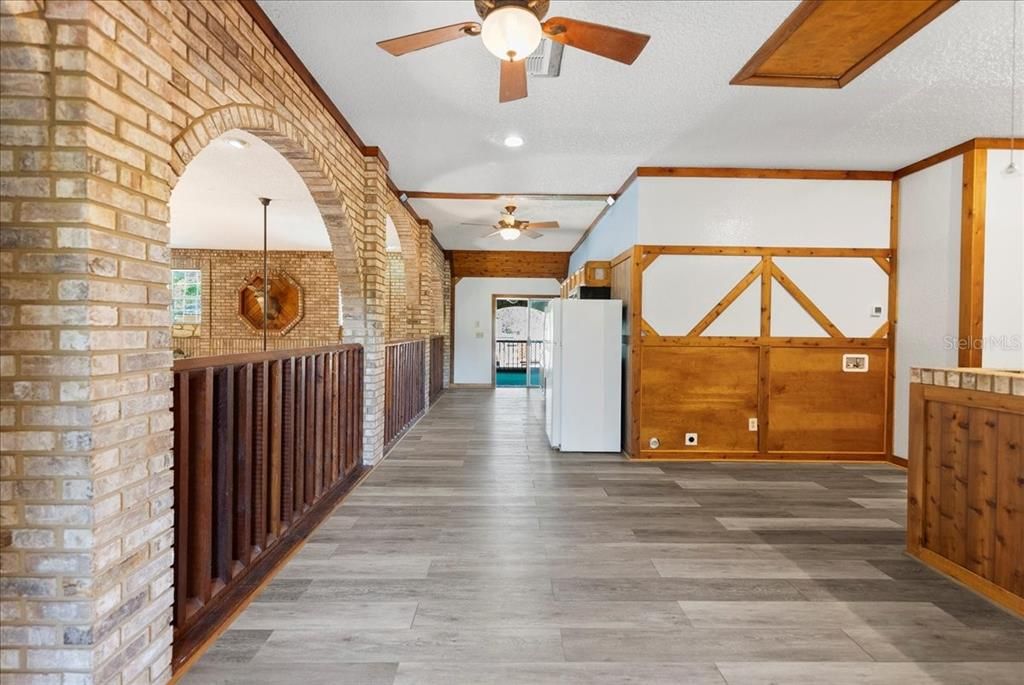 En Venta: $995,000 (5 camas, 6 baños, 6158 Pies cuadrados)