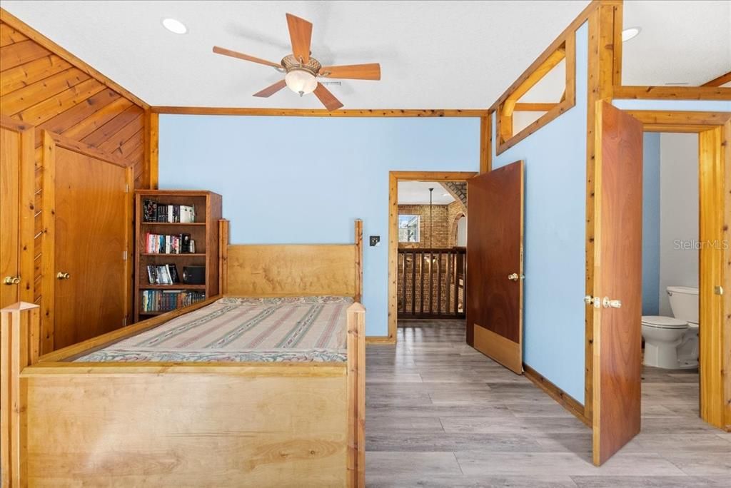 En Venta: $995,000 (5 camas, 6 baños, 6158 Pies cuadrados)