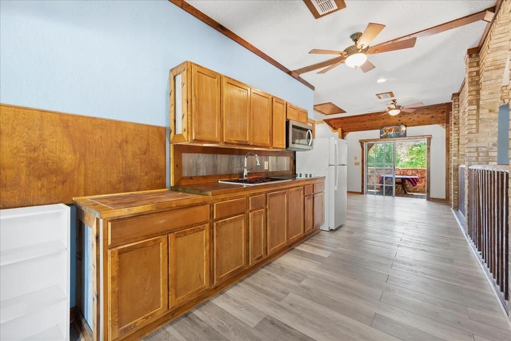 En Venta: $995,000 (5 camas, 6 baños, 6158 Pies cuadrados)