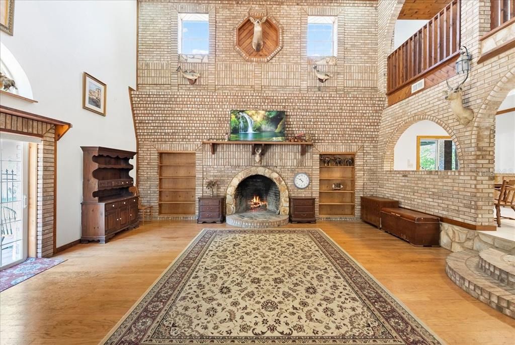 En Venta: $995,000 (5 camas, 6 baños, 6158 Pies cuadrados)