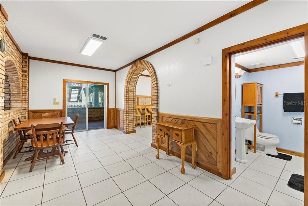 En Venta: $995,000 (5 camas, 6 baños, 6158 Pies cuadrados)