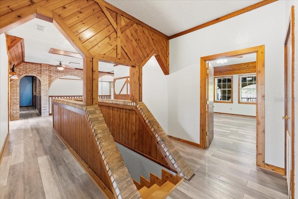 En Venta: $995,000 (5 camas, 6 baños, 6158 Pies cuadrados)