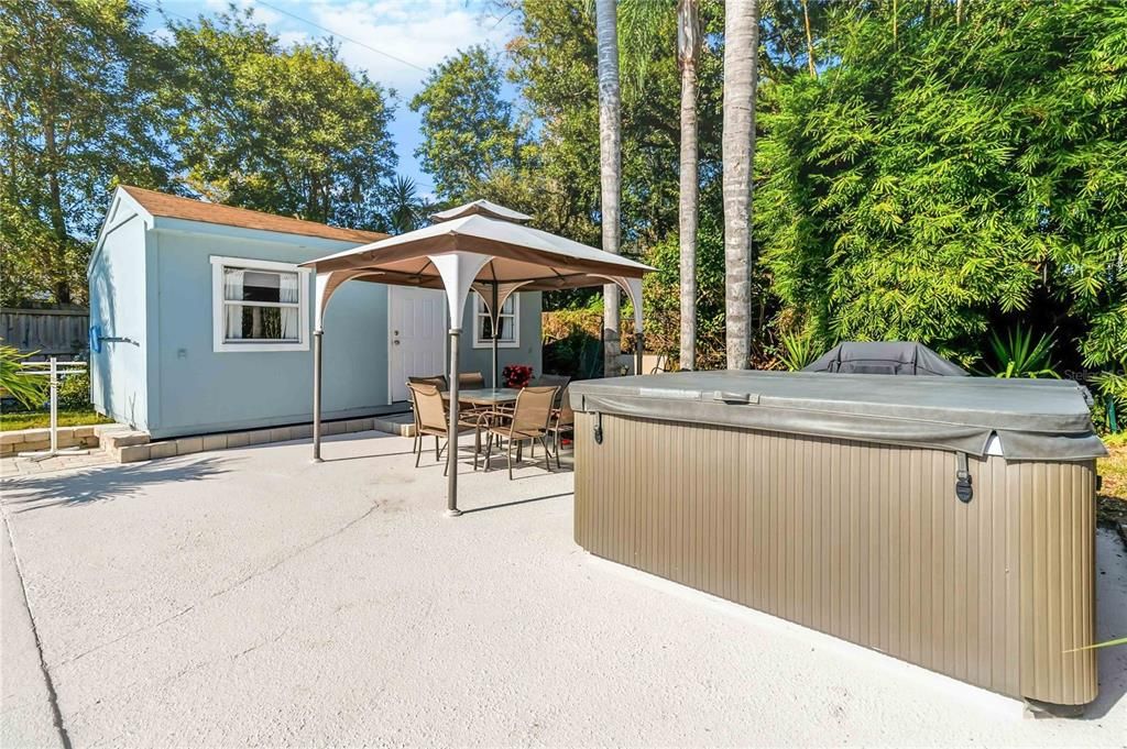 For Sale: $465,000 (3 beds, 2 baths, 1528 Square Feet)