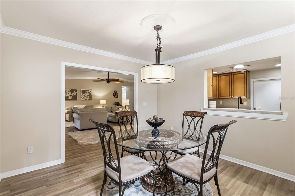 For Sale: $465,000 (3 beds, 2 baths, 1528 Square Feet)