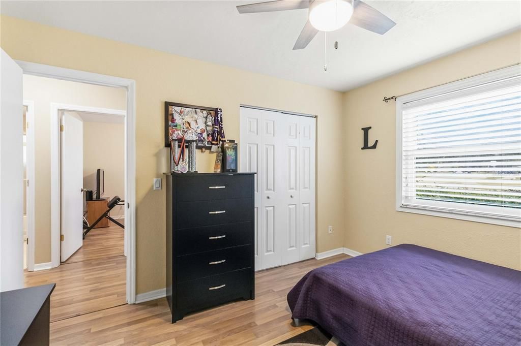 For Sale: $465,000 (3 beds, 2 baths, 1528 Square Feet)