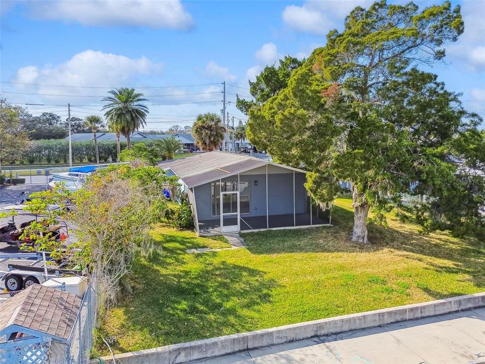 На продажу: $440,000 (2 спален, 1 ванн, 945 Квадратных фут)