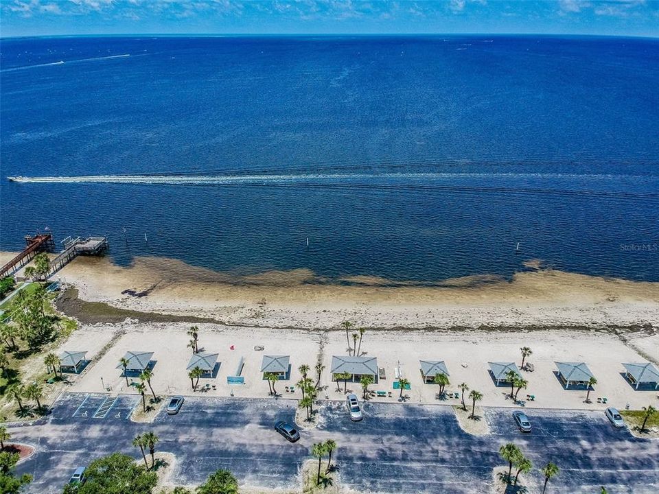 На продажу: $440,000 (2 спален, 1 ванн, 945 Квадратных фут)