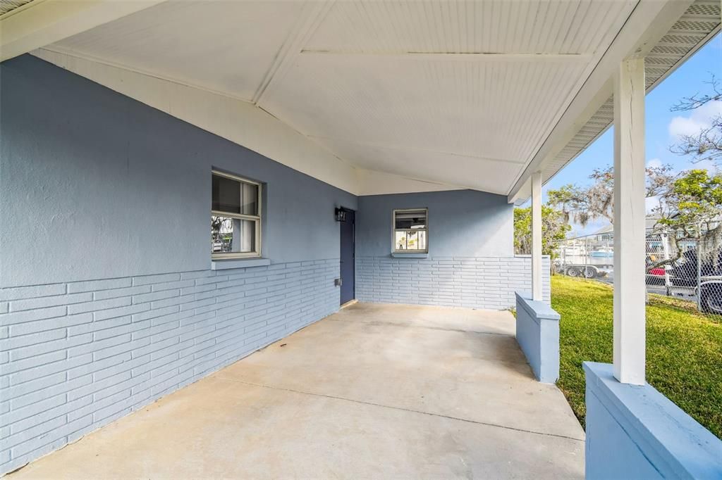 На продажу: $440,000 (2 спален, 1 ванн, 945 Квадратных фут)