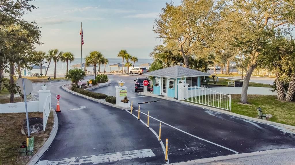 На продажу: $440,000 (2 спален, 1 ванн, 945 Квадратных фут)