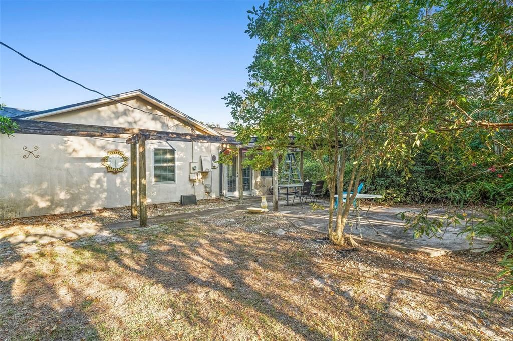 На продажу: $395,000 (4 спален, 2 ванн, 2327 Квадратных фут)