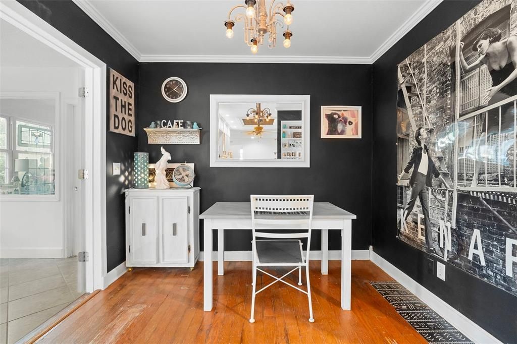 На продажу: $395,000 (4 спален, 2 ванн, 2327 Квадратных фут)