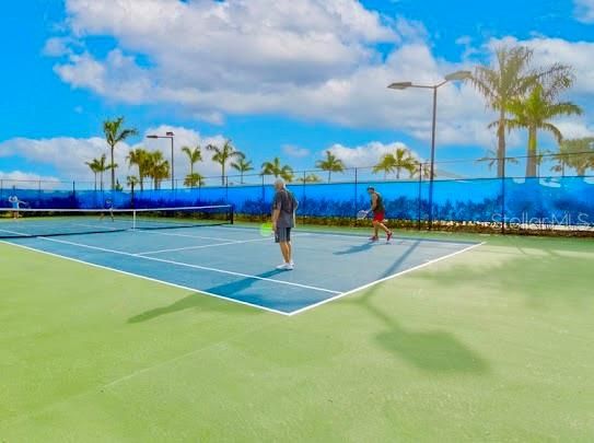 待售: $517,000 (2 贝兹, 2 浴室, 1919 平方英尺)