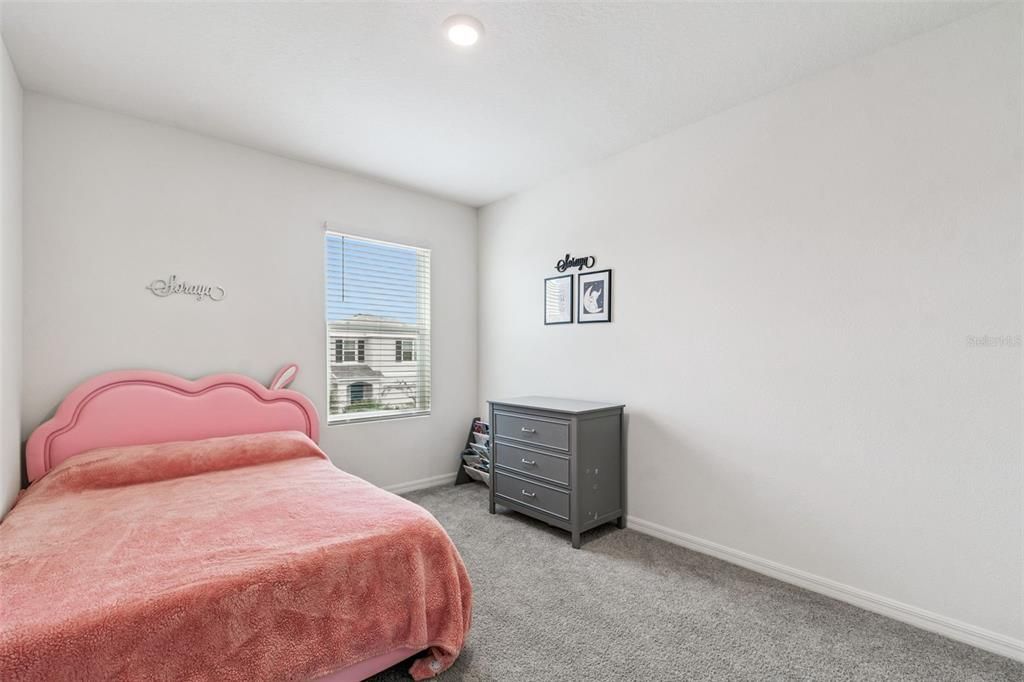 En Renta: $2,400 (4 camas, 2 baños, 2261 Pies cuadrados)