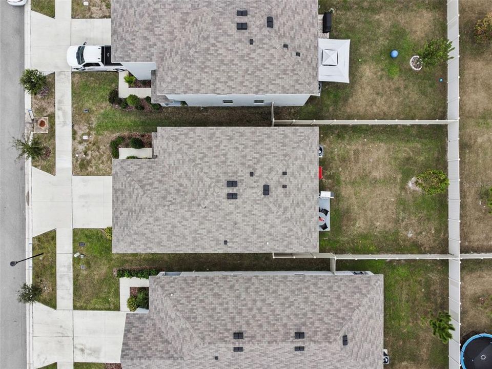 En Renta: $2,400 (4 camas, 2 baños, 2261 Pies cuadrados)