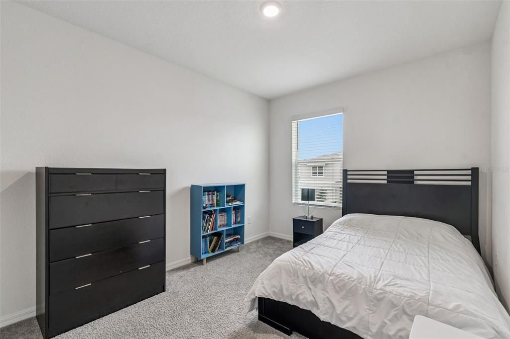 En Renta: $2,400 (4 camas, 2 baños, 2261 Pies cuadrados)