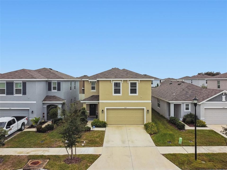 En Renta: $2,400 (4 camas, 2 baños, 2261 Pies cuadrados)