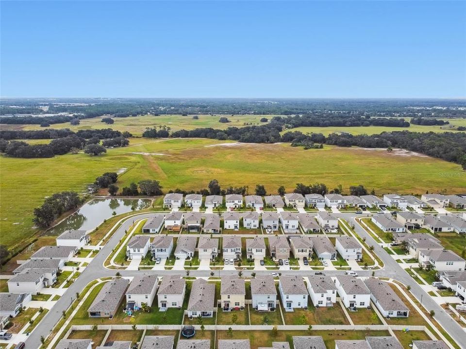 En Renta: $2,400 (4 camas, 2 baños, 2261 Pies cuadrados)