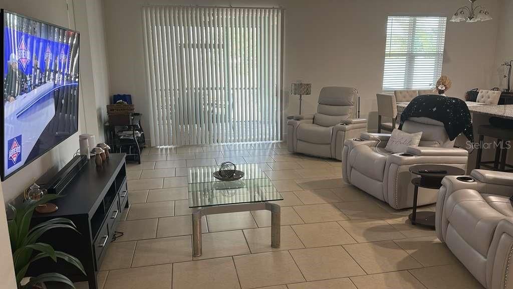 For Sale: $440,000 (4 beds, 2 baths, 2103 Square Feet)