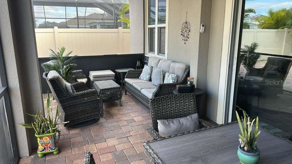 For Sale: $440,000 (4 beds, 2 baths, 2103 Square Feet)