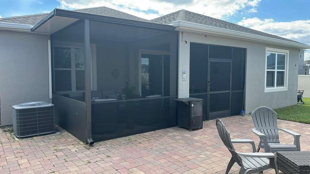 For Sale: $440,000 (4 beds, 2 baths, 2103 Square Feet)