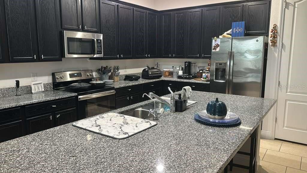 For Sale: $440,000 (4 beds, 2 baths, 2103 Square Feet)