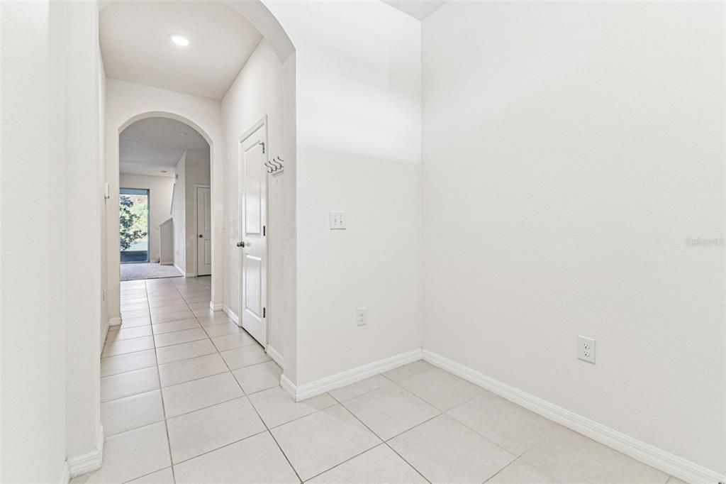 待售: $329,900 (3 贝兹, 2 浴室, 1673 平方英尺)