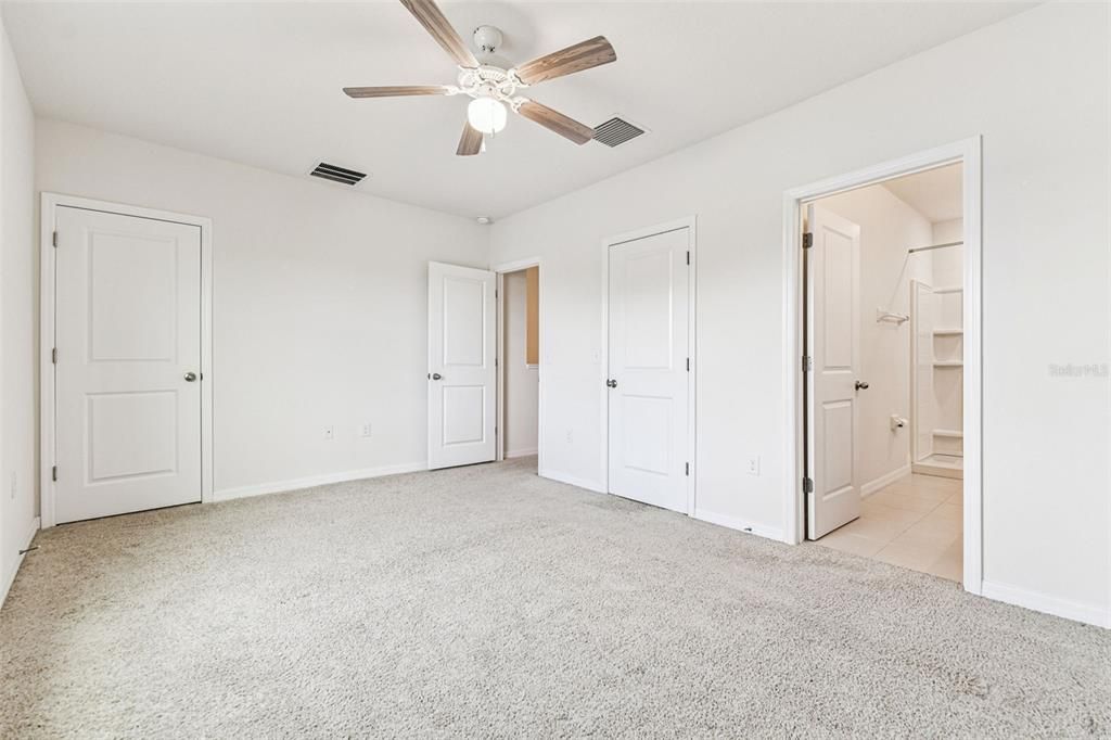 待售: $329,900 (3 贝兹, 2 浴室, 1673 平方英尺)