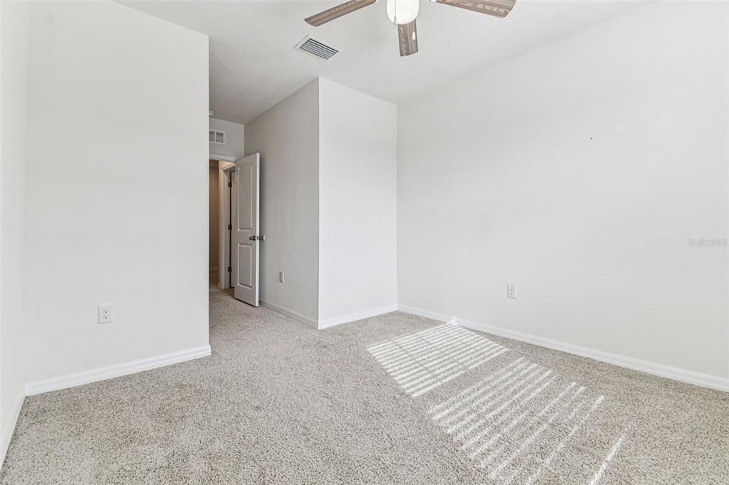 待售: $329,900 (3 贝兹, 2 浴室, 1673 平方英尺)