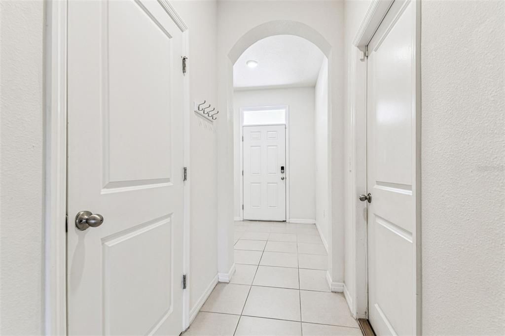 待售: $329,900 (3 贝兹, 2 浴室, 1673 平方英尺)