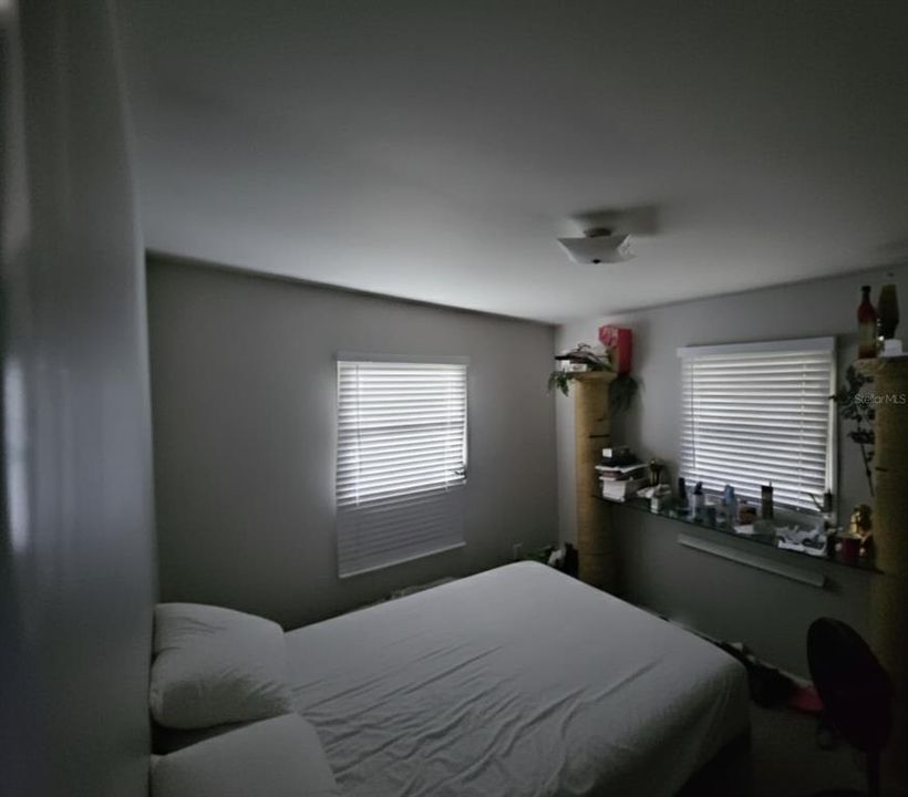 待售: $289,990 (3 贝兹, 1 浴室, 969 平方英尺)